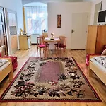 In A Historical House In The Center Of Appartamento Levoča