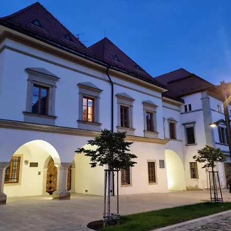 Lejlighed In A Historical House In The Center Of *