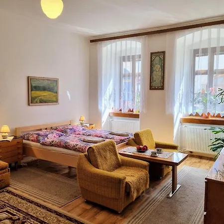 公寓 In A Historical House In The Center Of *